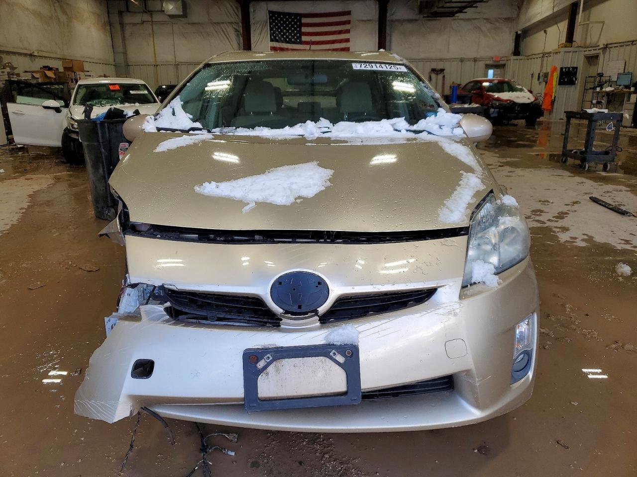 2011 TOYOTA PRIUS