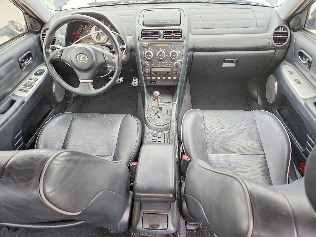 2004 LEXUS IS 300
