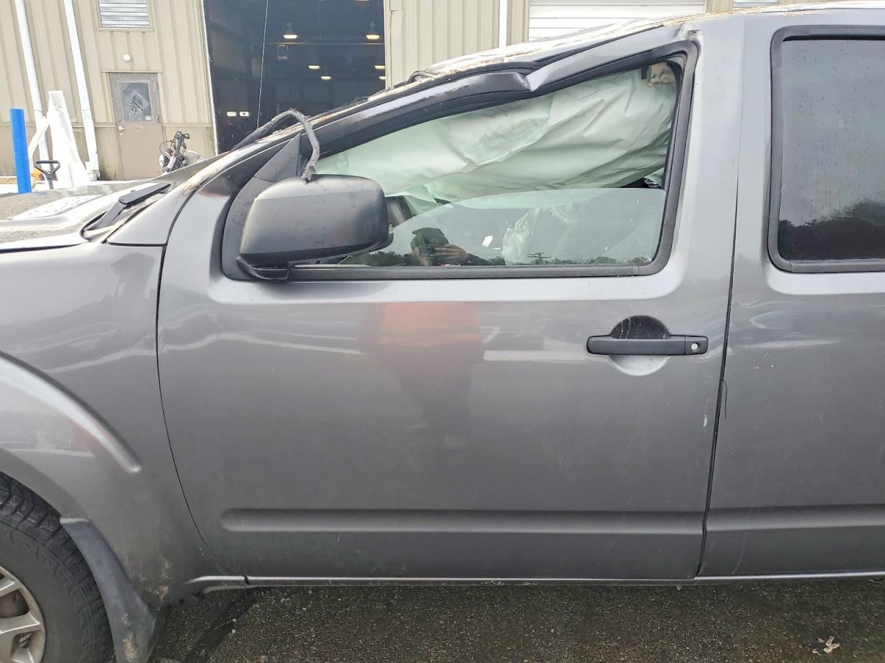 2021 NISSAN Frontier