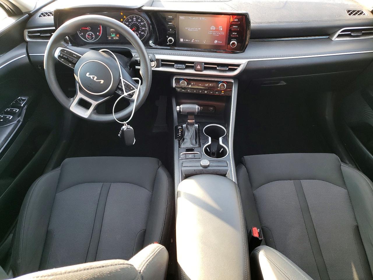 2022 KIA K5