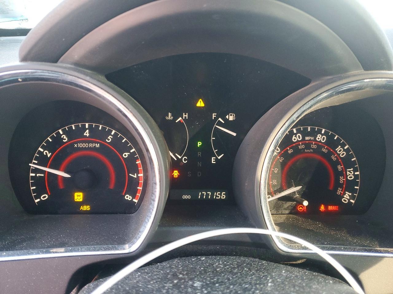 2011 TOYOTA HIGHLANDER