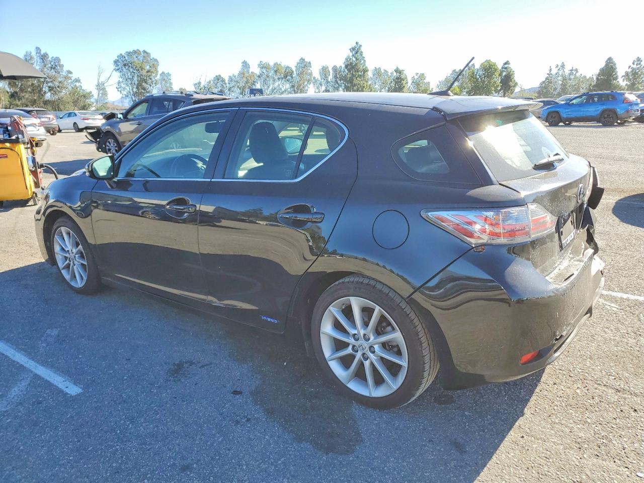 2013 LEXUS CT 200