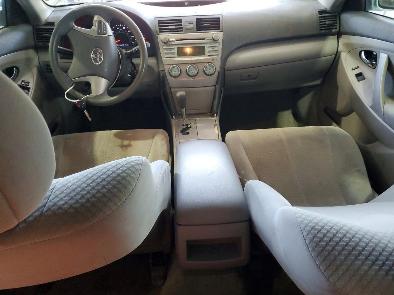 2009 TOYOTA CAMRY