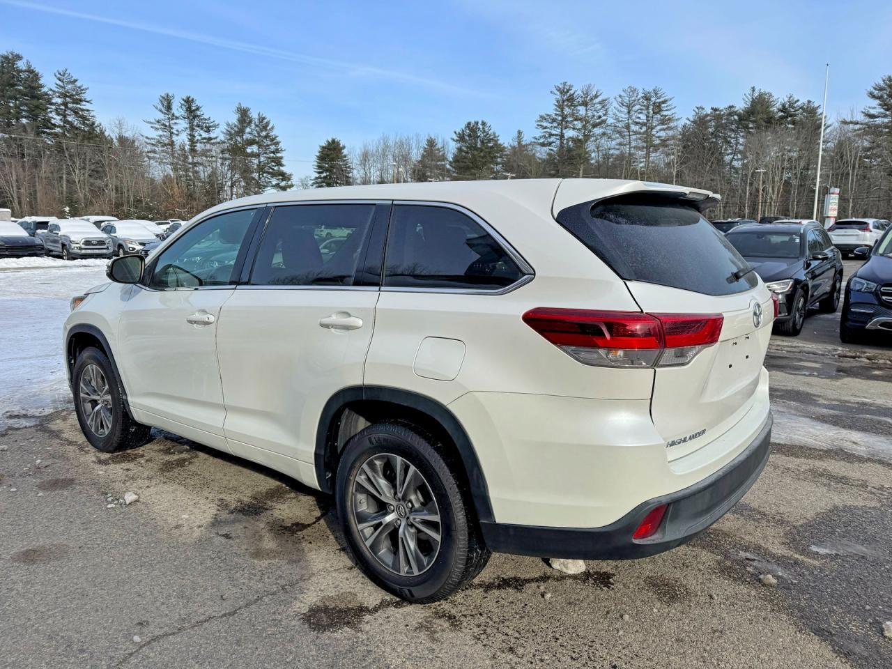 2017 TOYOTA HIGHLANDER