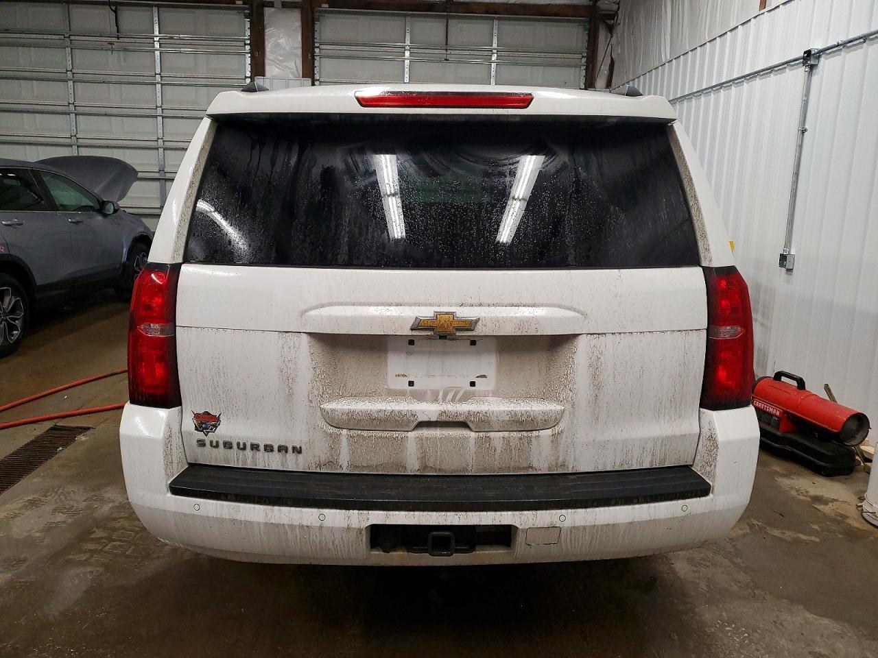 2017 CHEVROLET Suburban