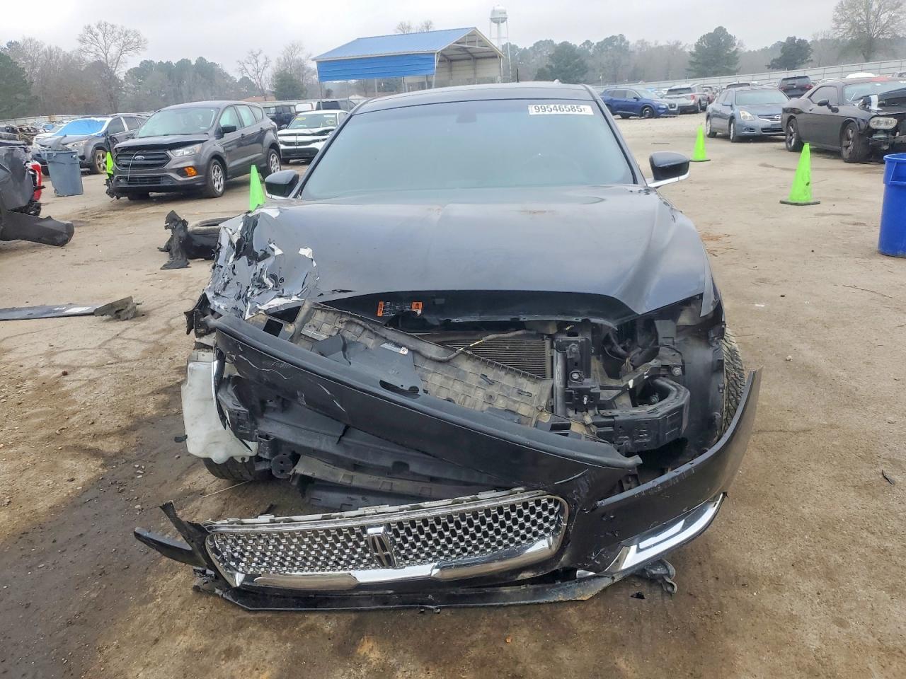 2017 LINCOLN Continental