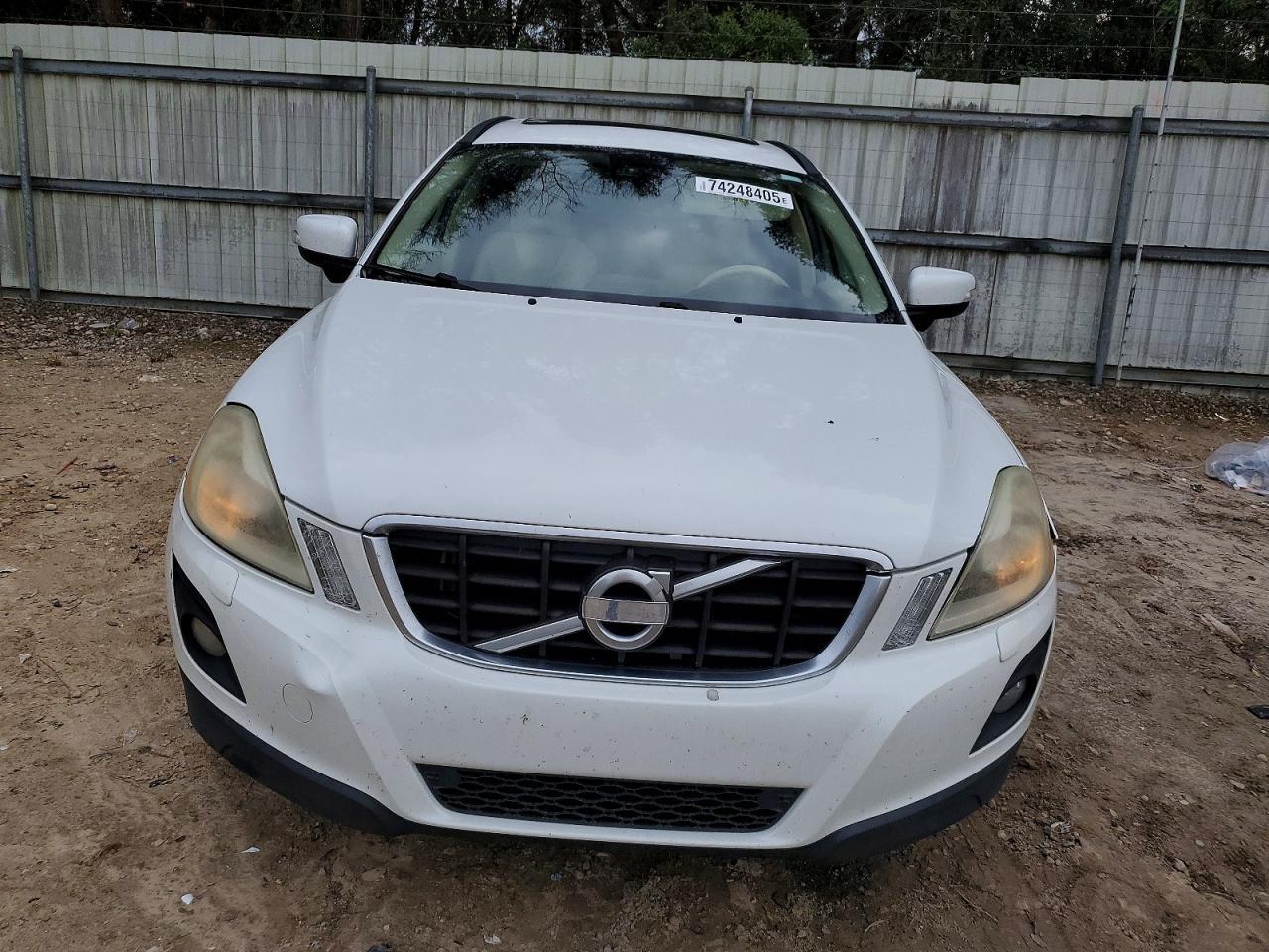 2010 VOLVO XC60