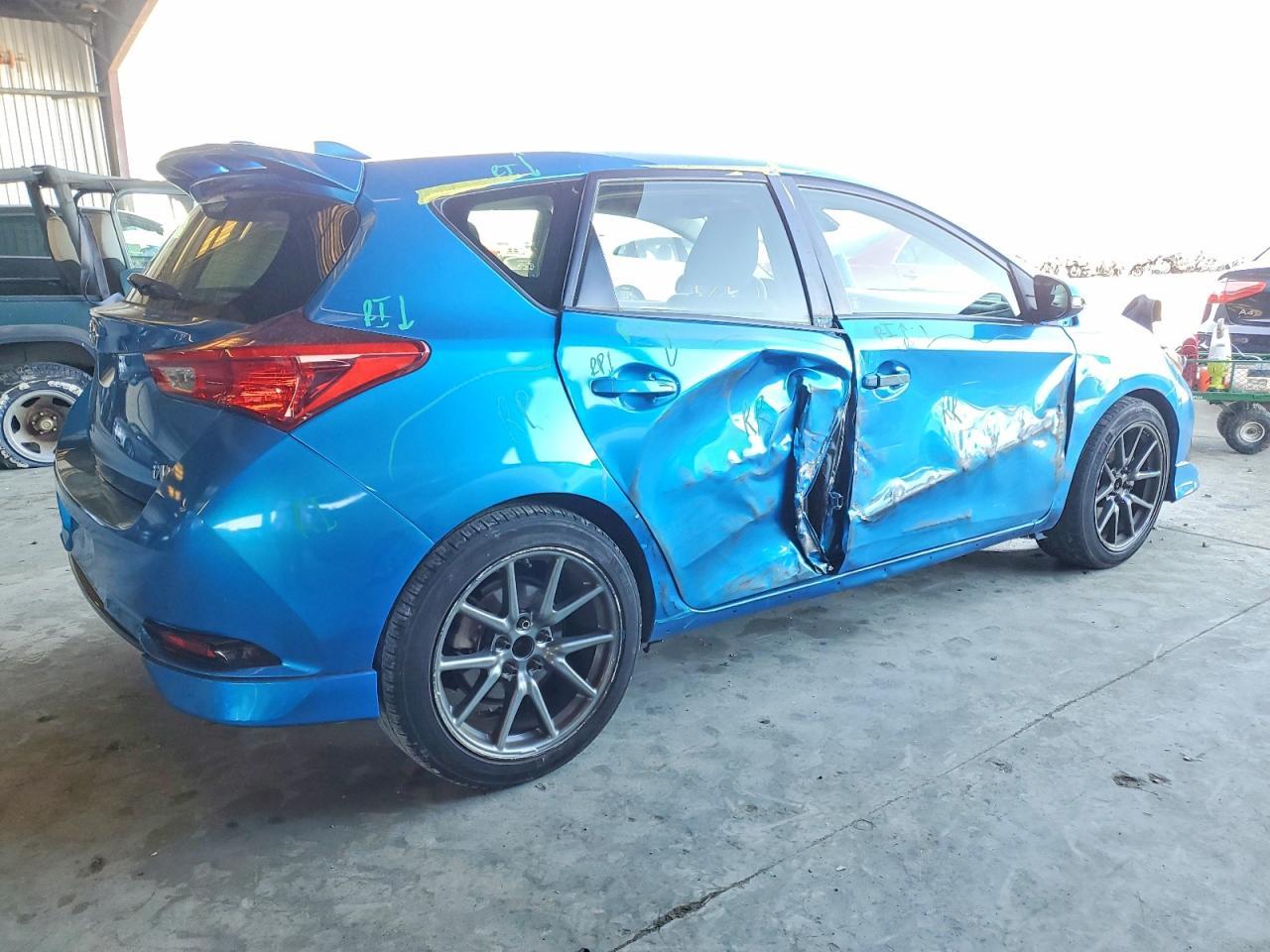 2018 TOYOTA COROLLA