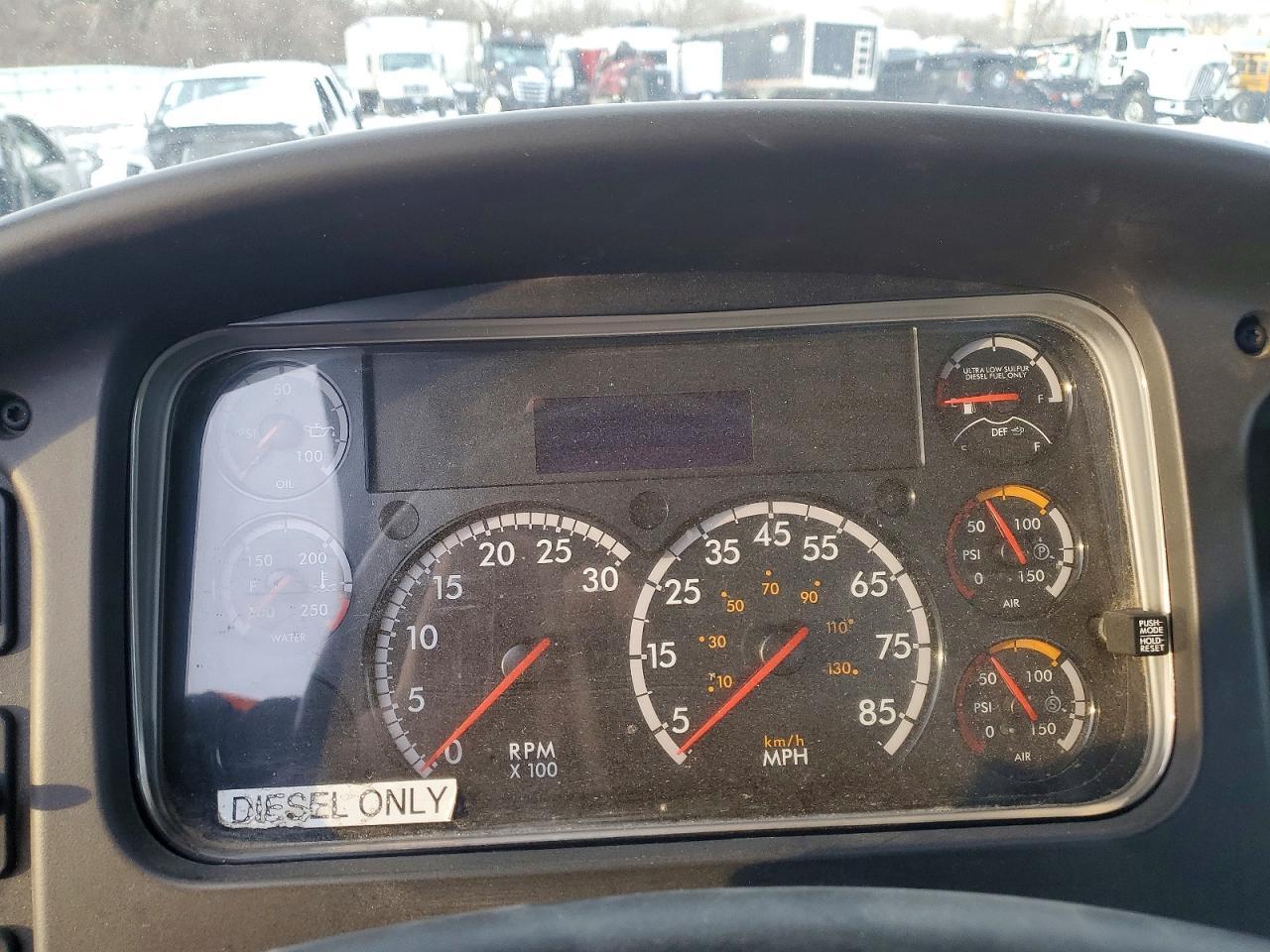 2021 FREIGHTLINER M2