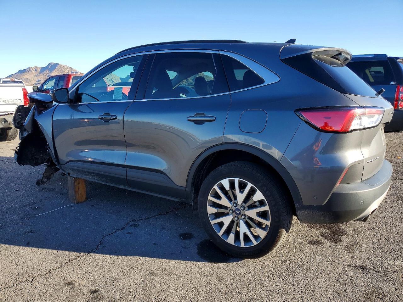 2021 FORD ESCAPE