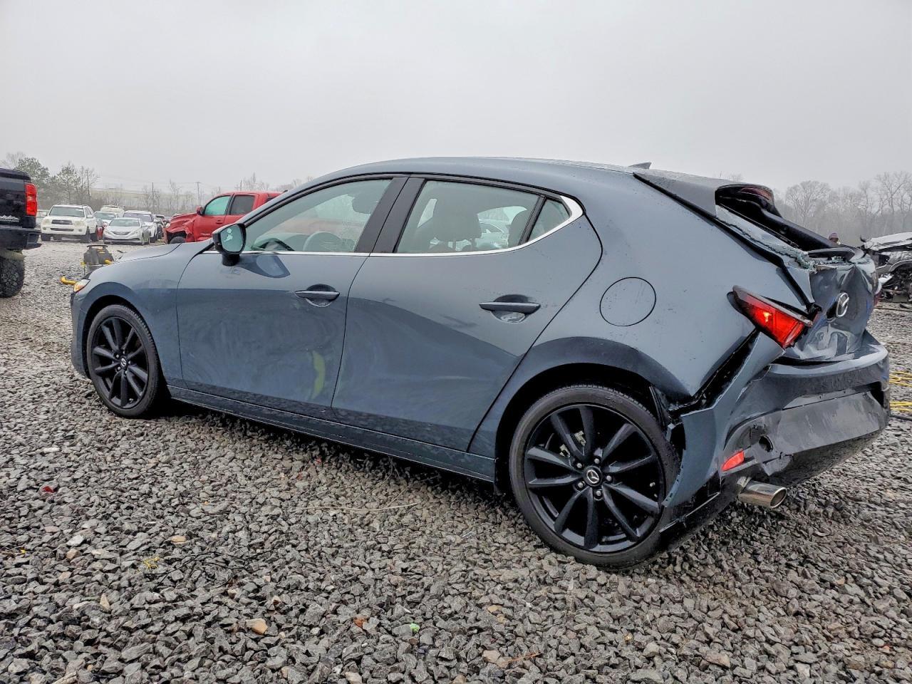 2019 MAZDA 3