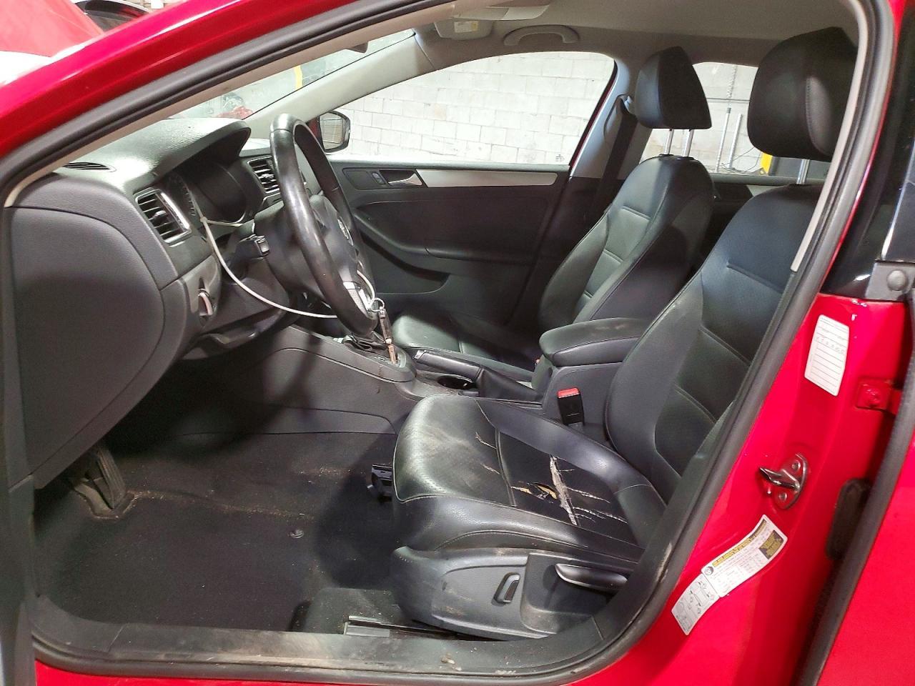 2013 VOLKSWAGEN JETTA