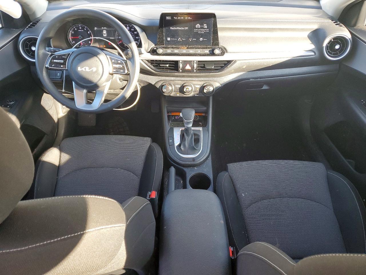 2023 KIA FORTE