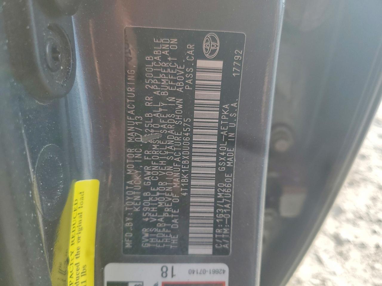 2013 TOYOTA Avalon