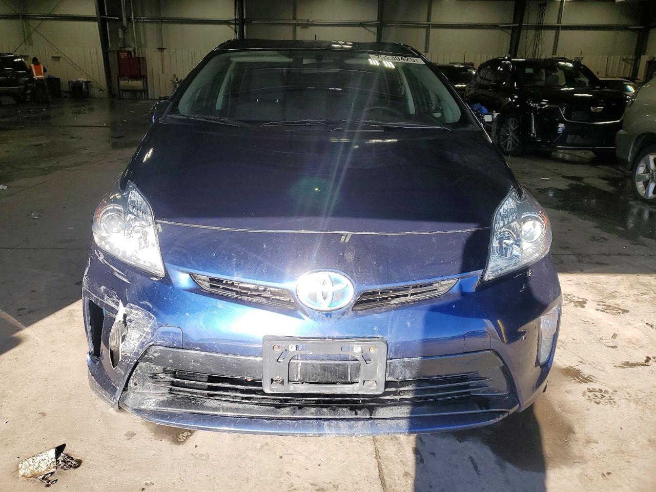 2014 TOYOTA PRIUS