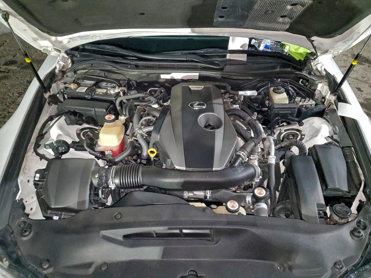 2017 LEXUS IS 200t