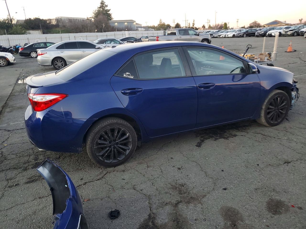 2016 TOYOTA COROLLA