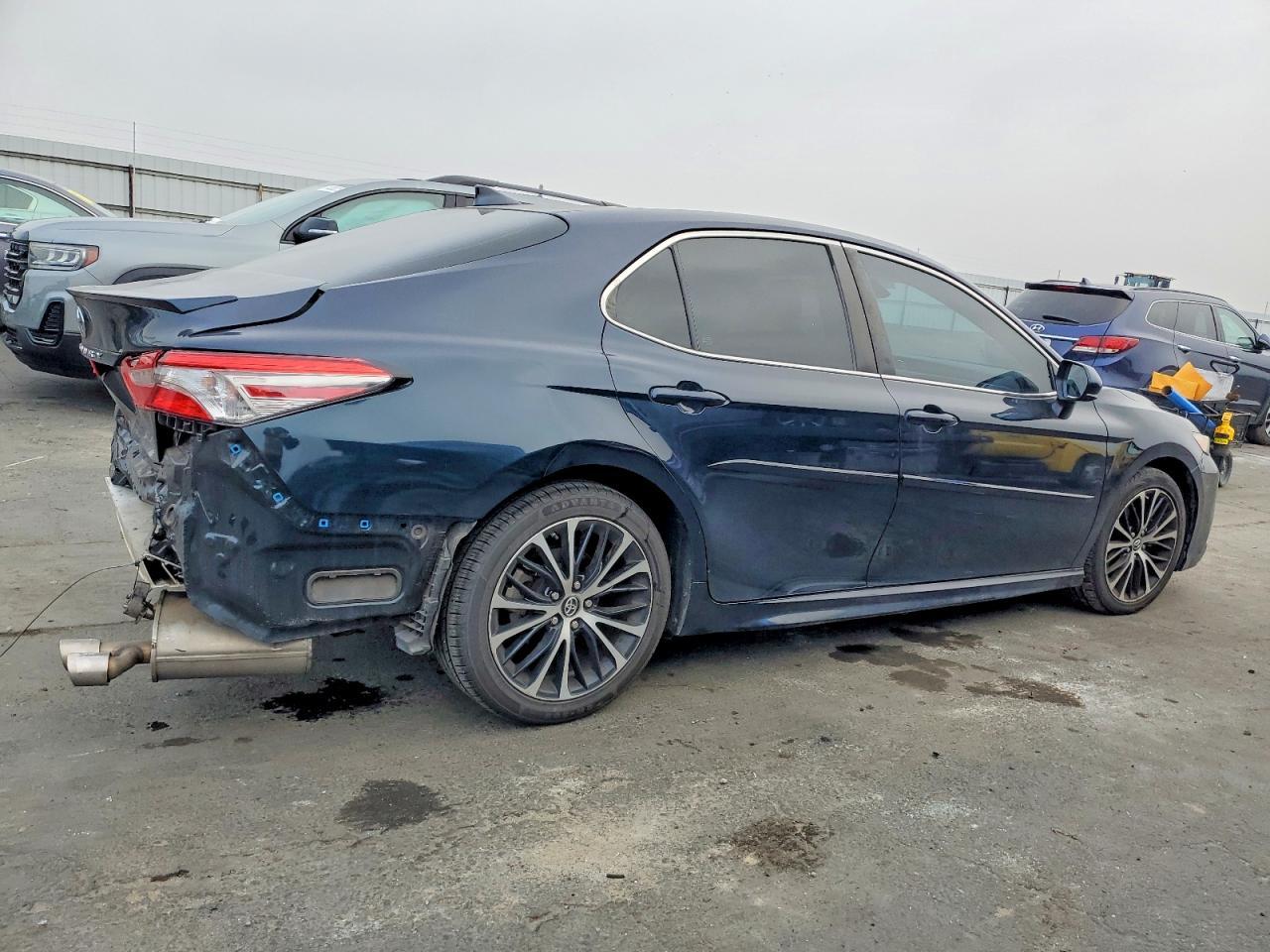 2019 TOYOTA CAMRY