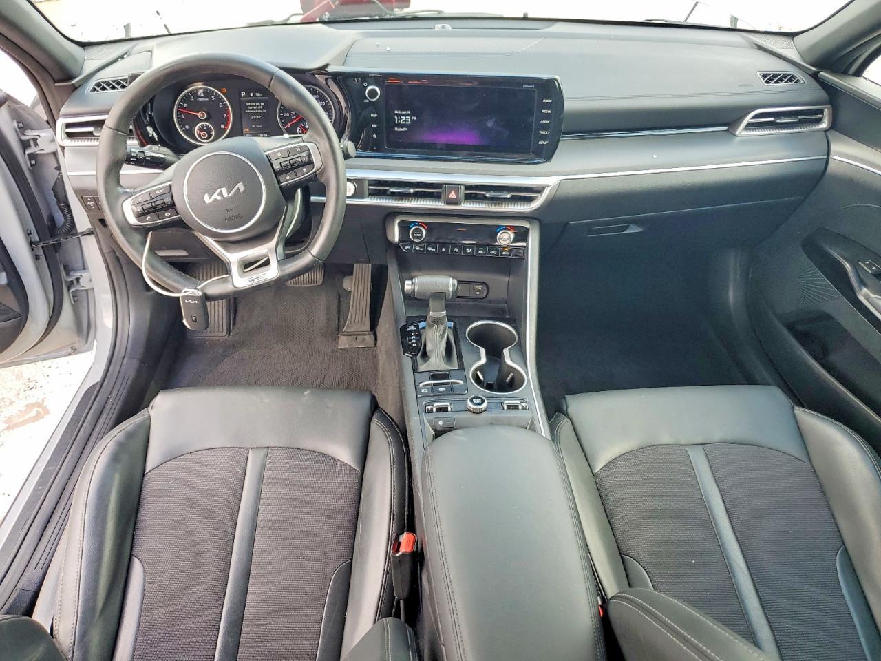 2024 KIA K5