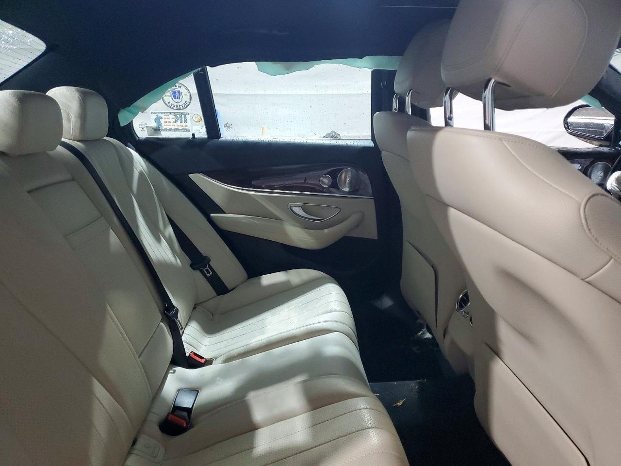 2017 MERCEDES-BENZ E-Class