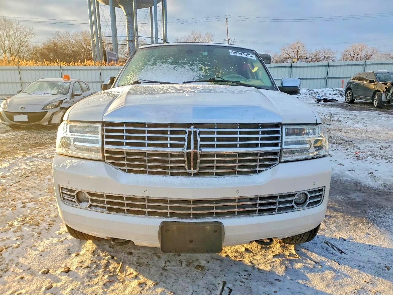 2012 LINCOLN Navigator