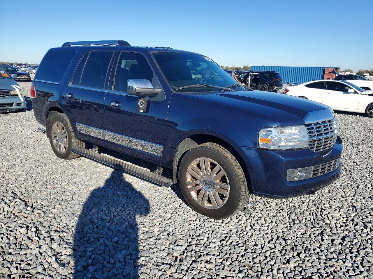 2013 LINCOLN Navigator