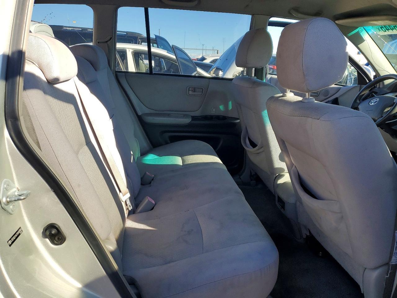 2005 TOYOTA HIGHLANDER