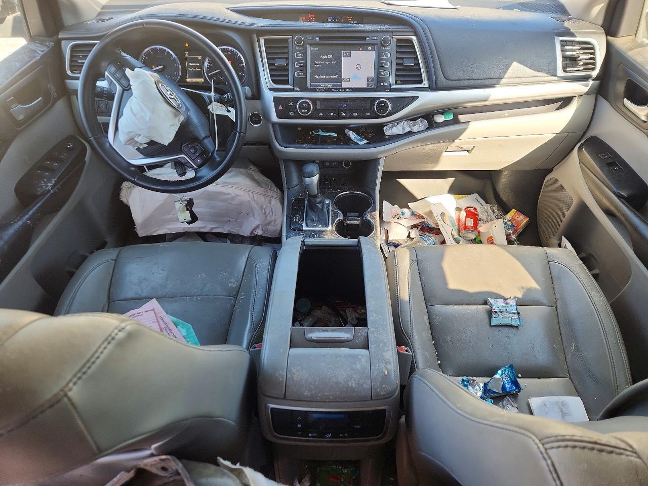 2018 TOYOTA HIGHLANDER