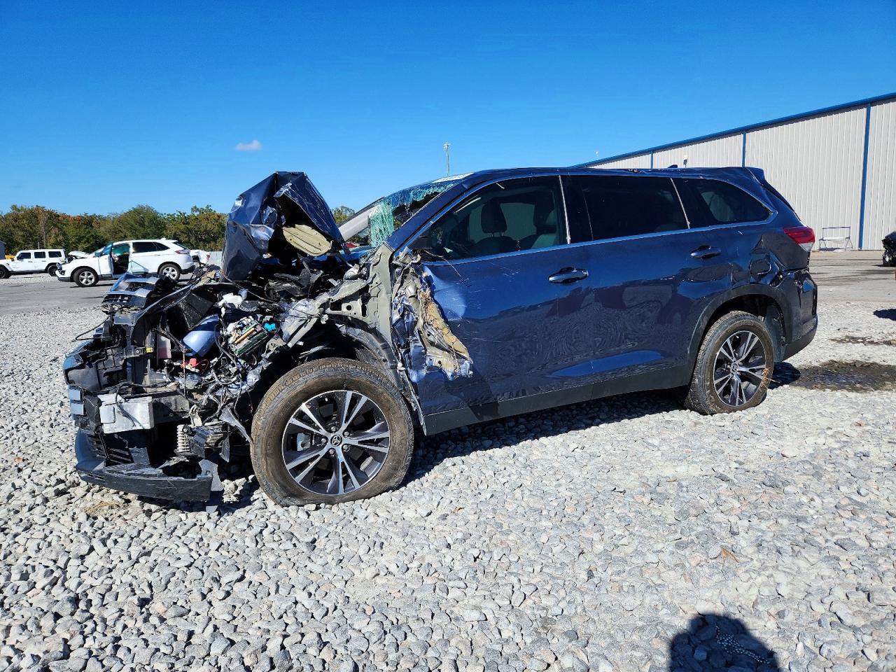 2019 TOYOTA HIGHLANDER