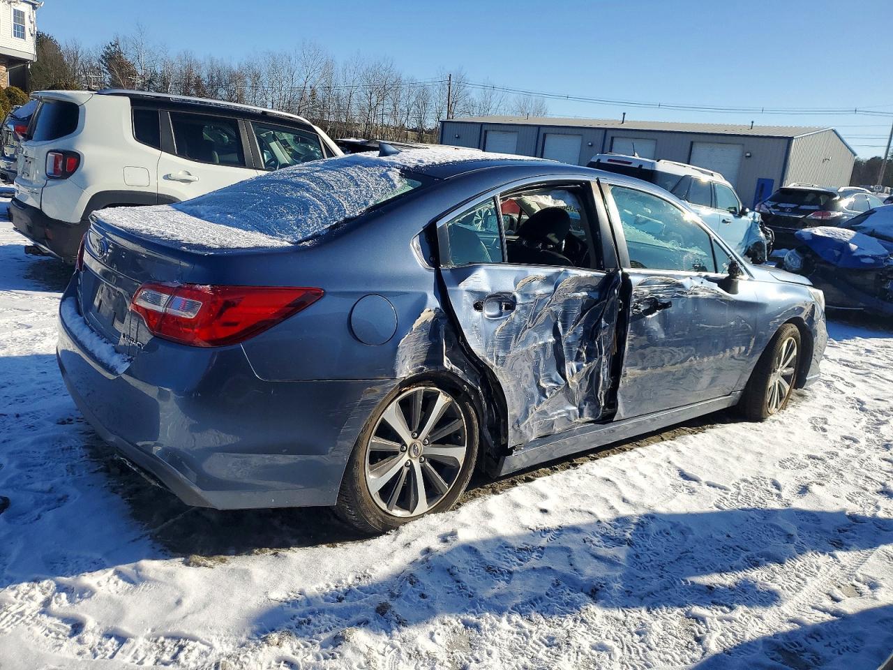 2018 SUBARU Legacy