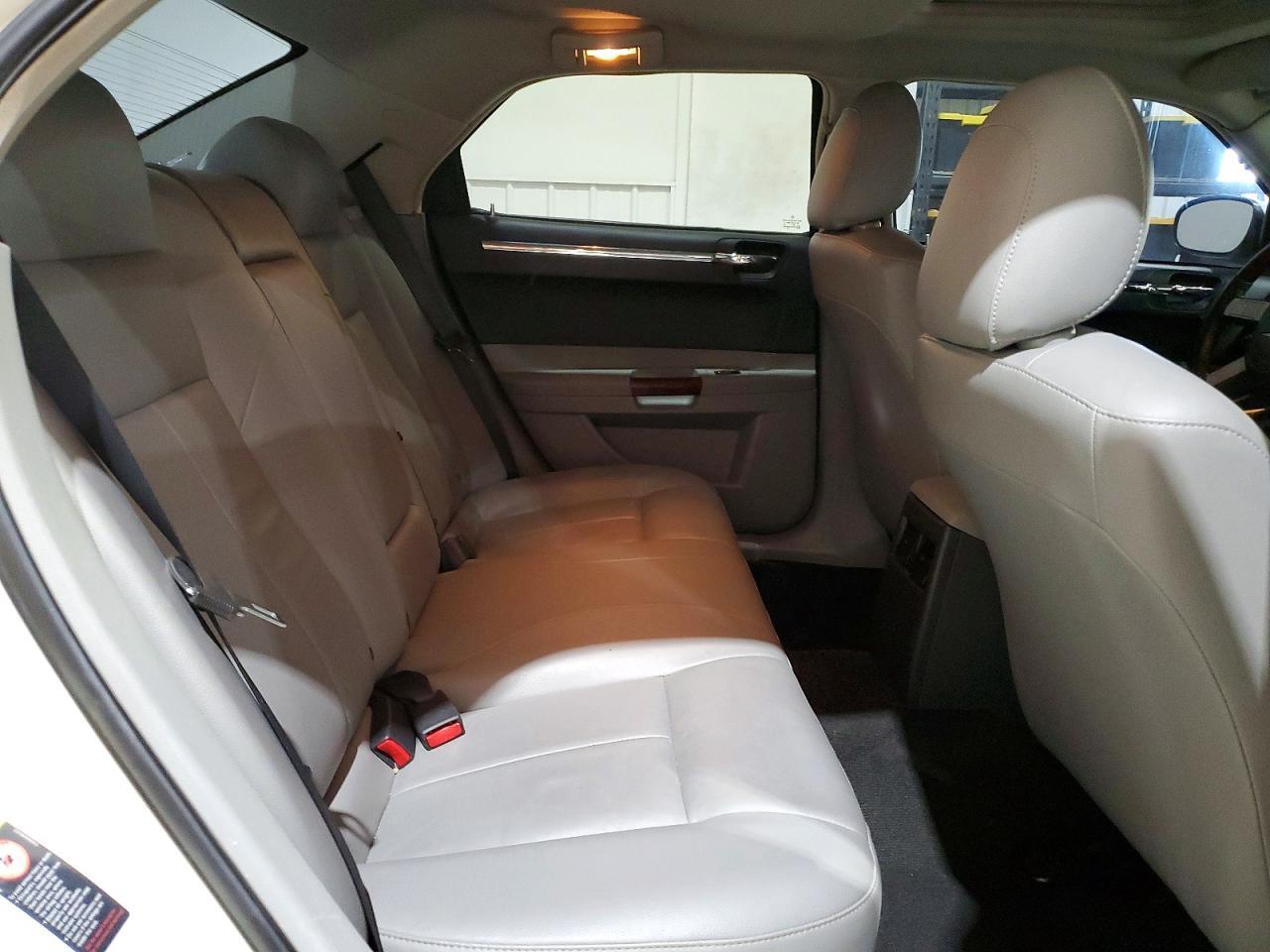 2006 CHRYSLER 300