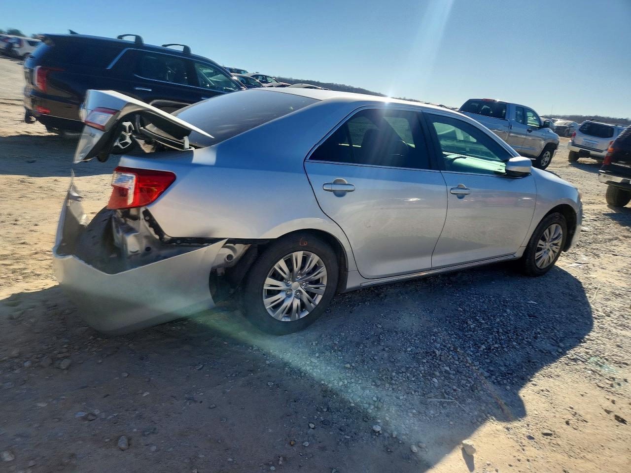 2014 TOYOTA CAMRY