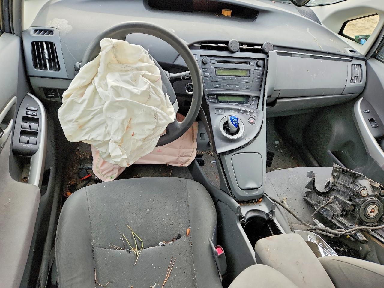2010 TOYOTA PRIUS