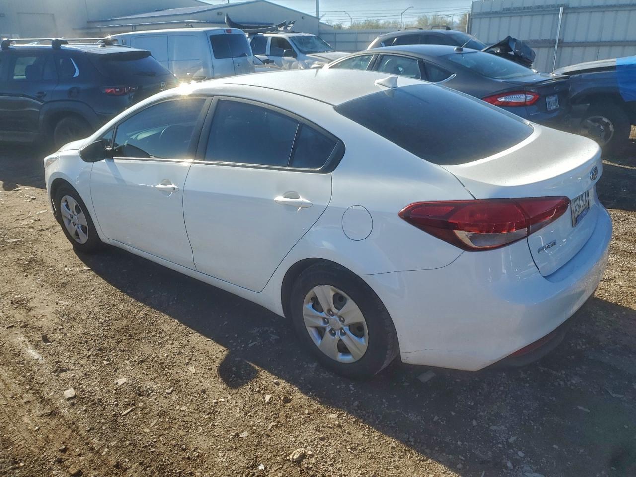 2017 KIA FORTE