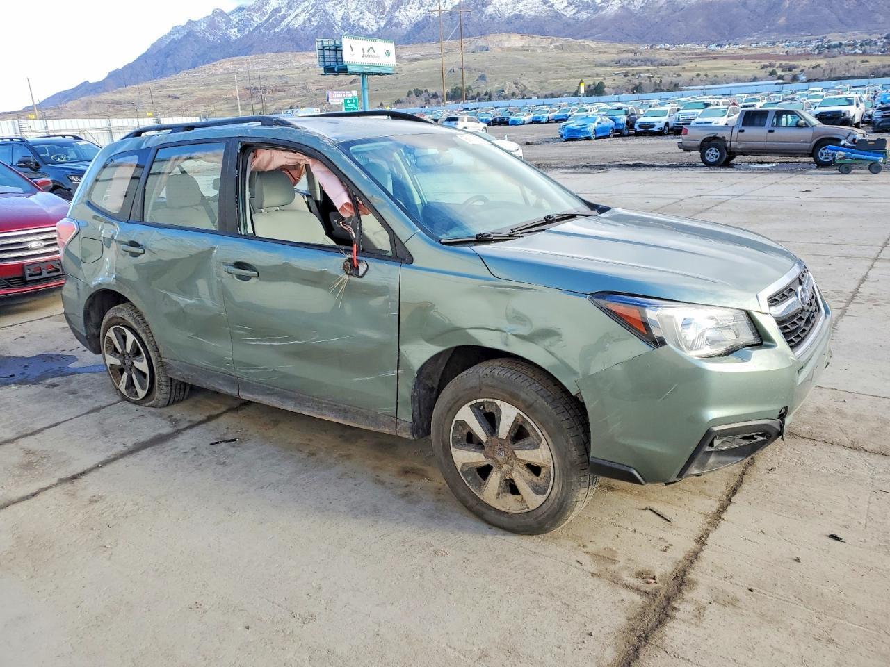 2017 SUBARU FORESTER