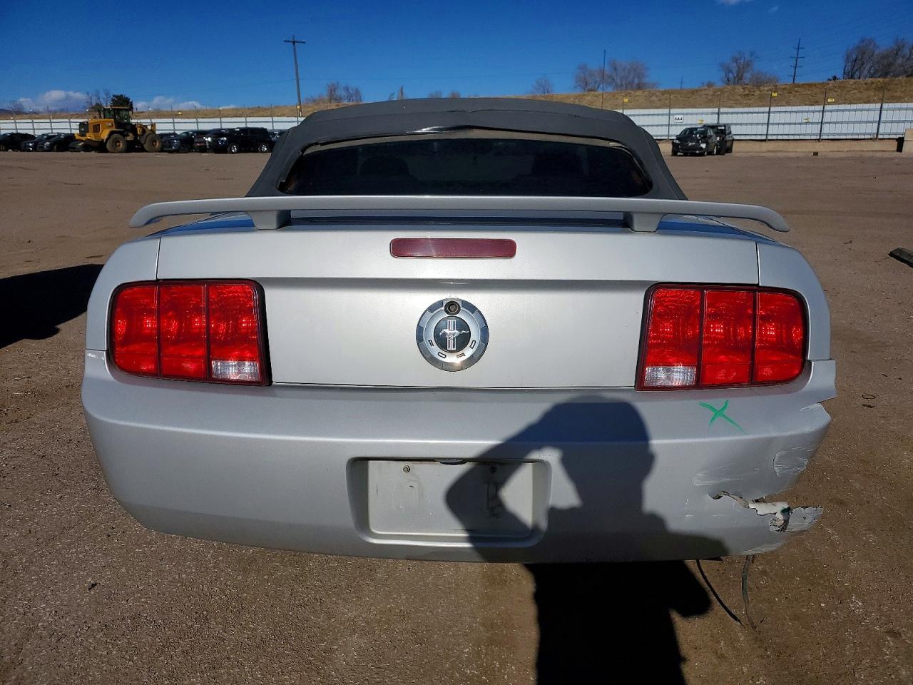 2005 FORD MUSTANG