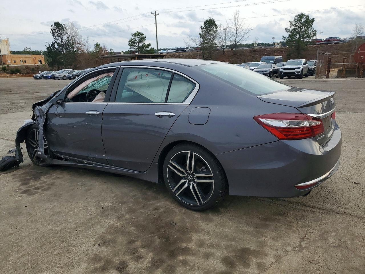 2017 HONDA ACCORD