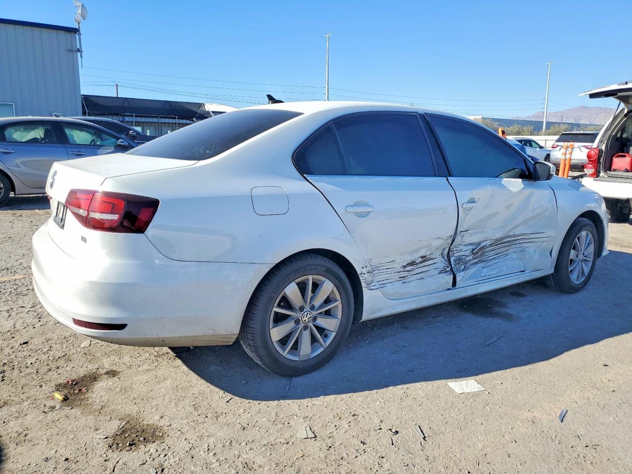 2016 VOLKSWAGEN JETTA