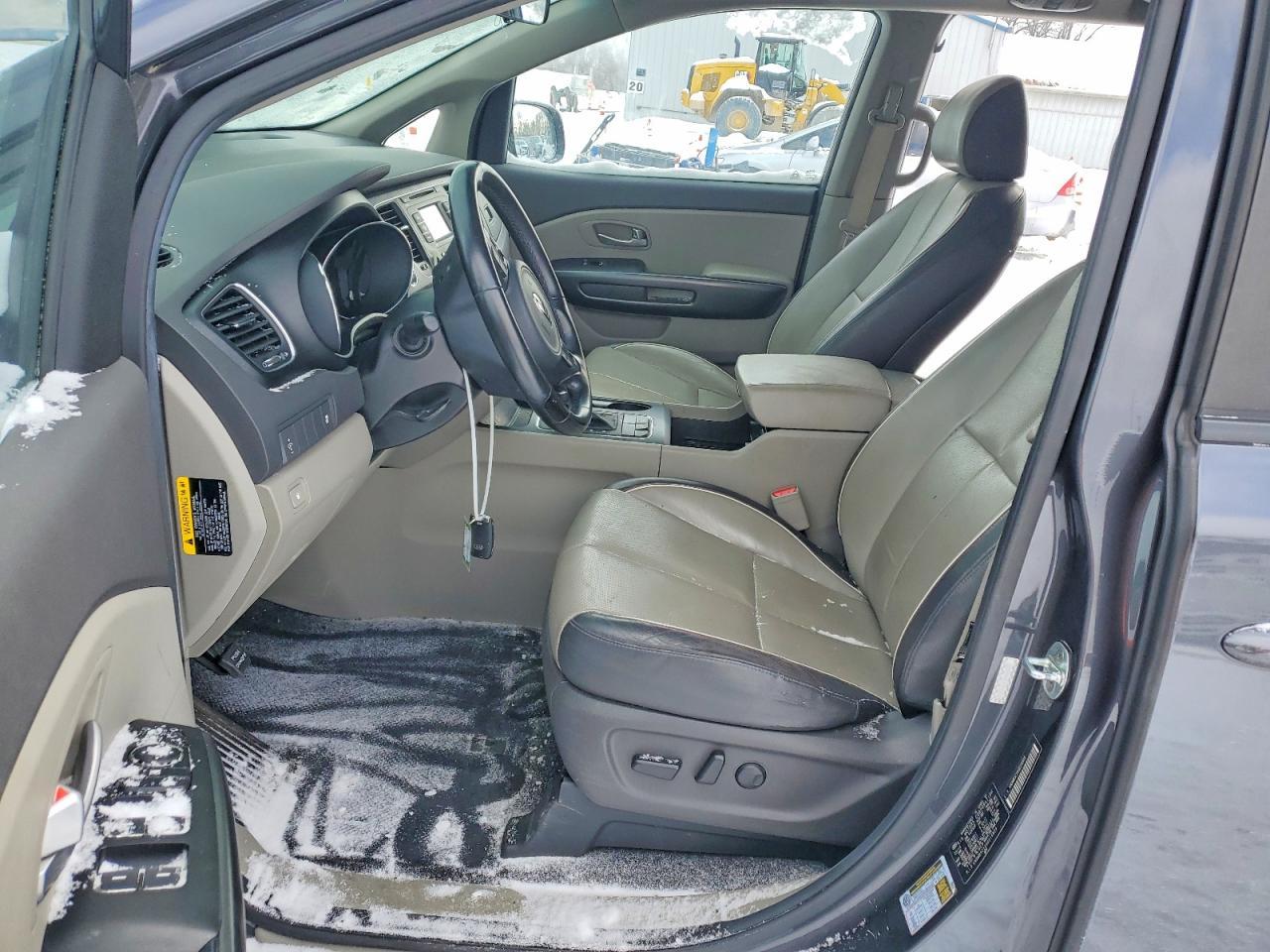 2016 KIA SEDONA