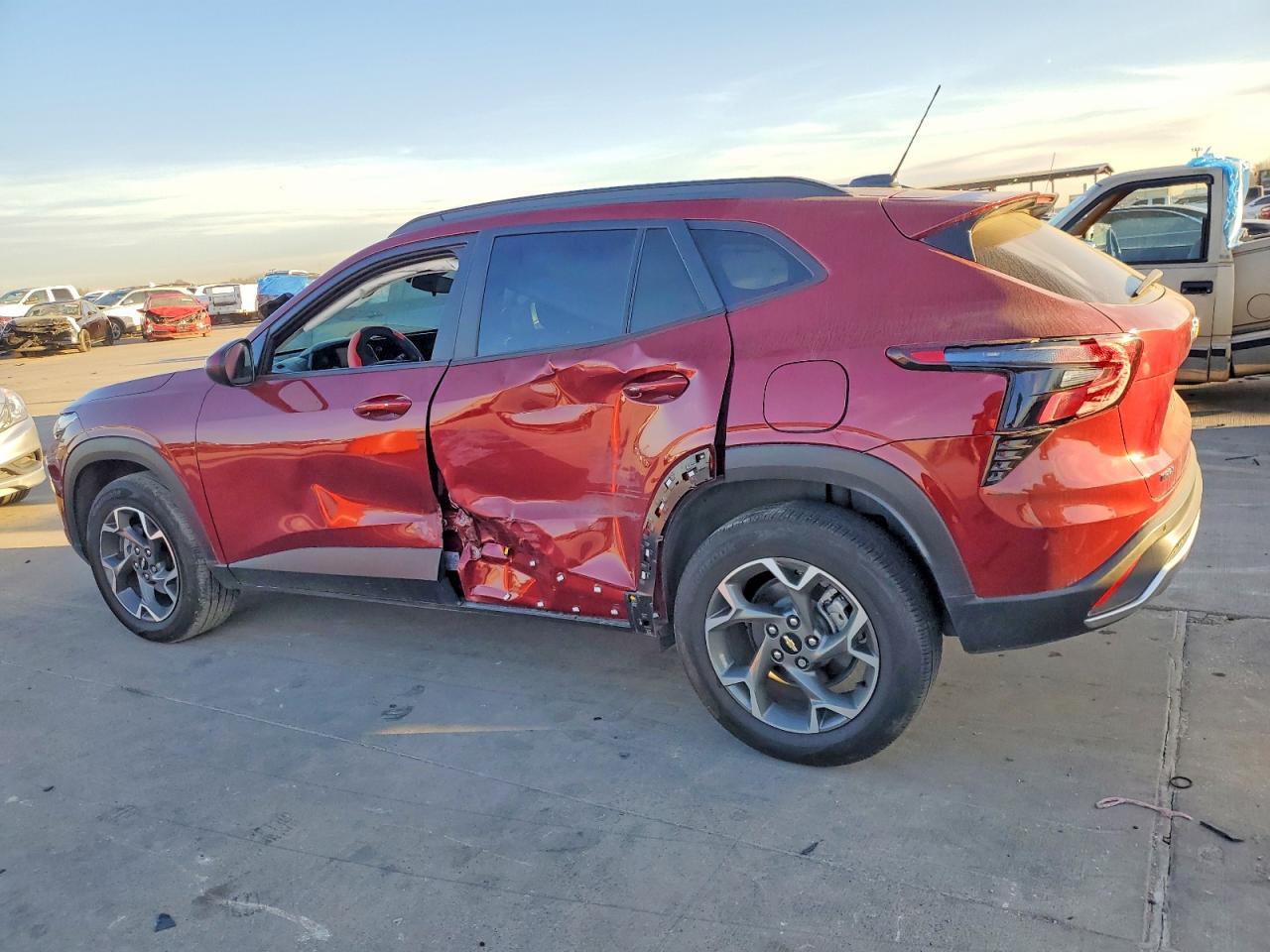 2025 CHEVROLET TRAX