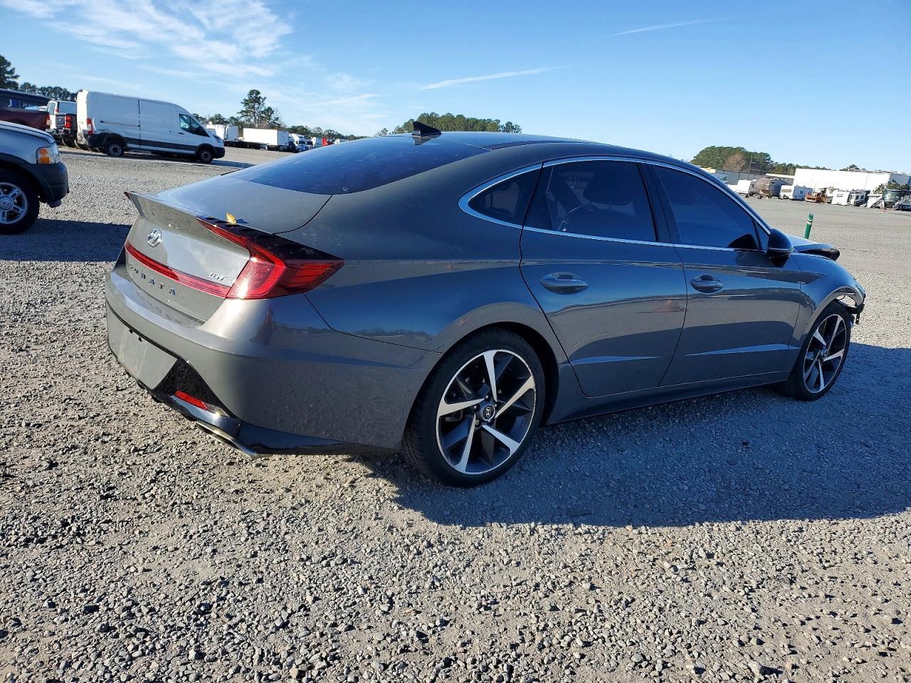 2022 HYUNDAI SONATA