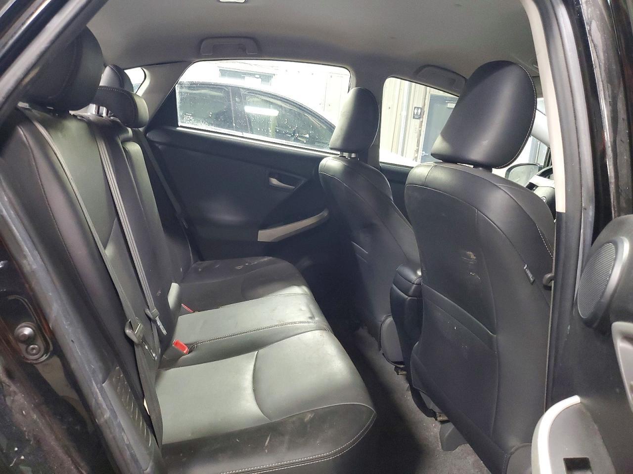 2015 TOYOTA PRIUS
