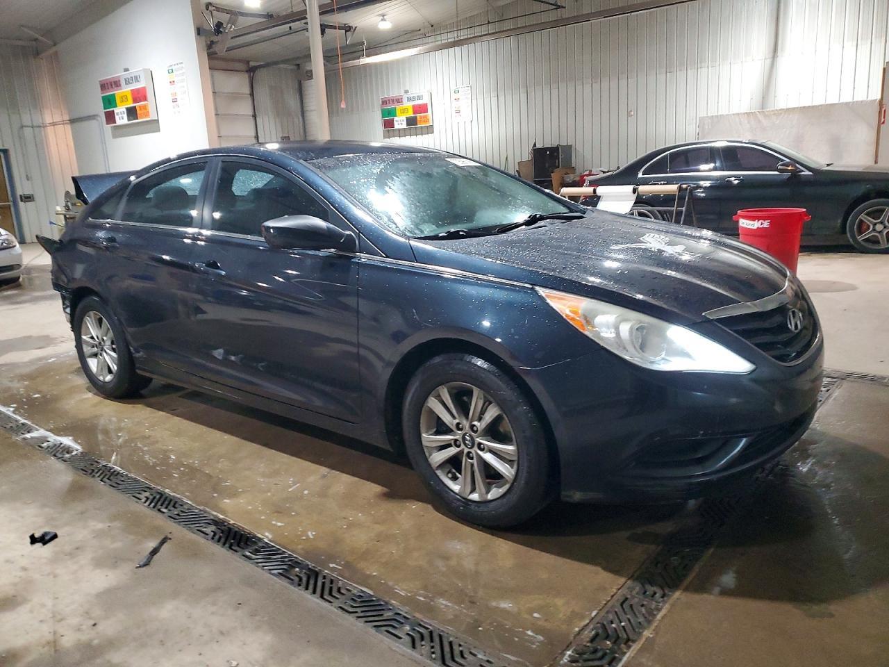 2011 HYUNDAI SONATA
