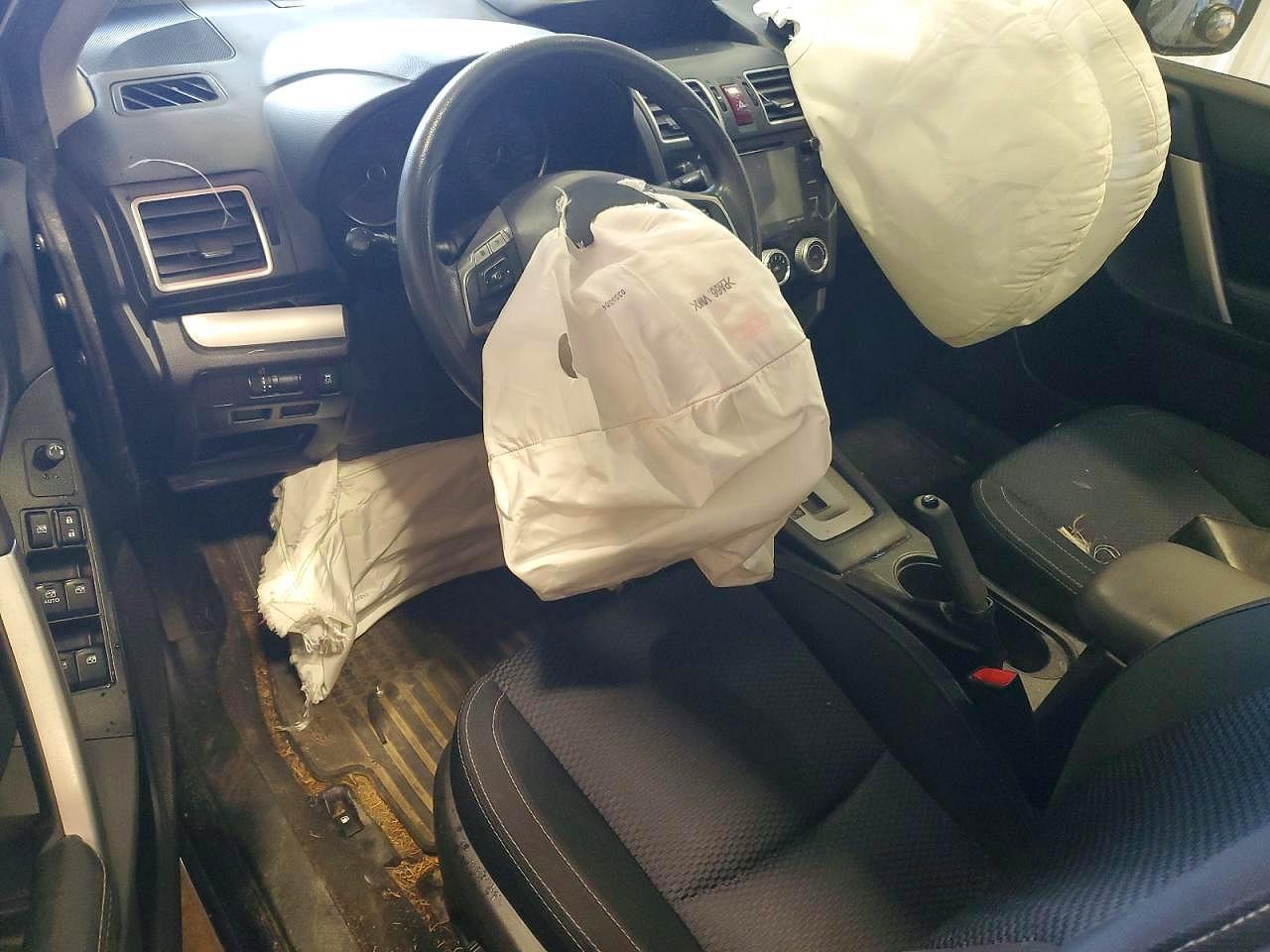 2016 SUBARU FORESTER