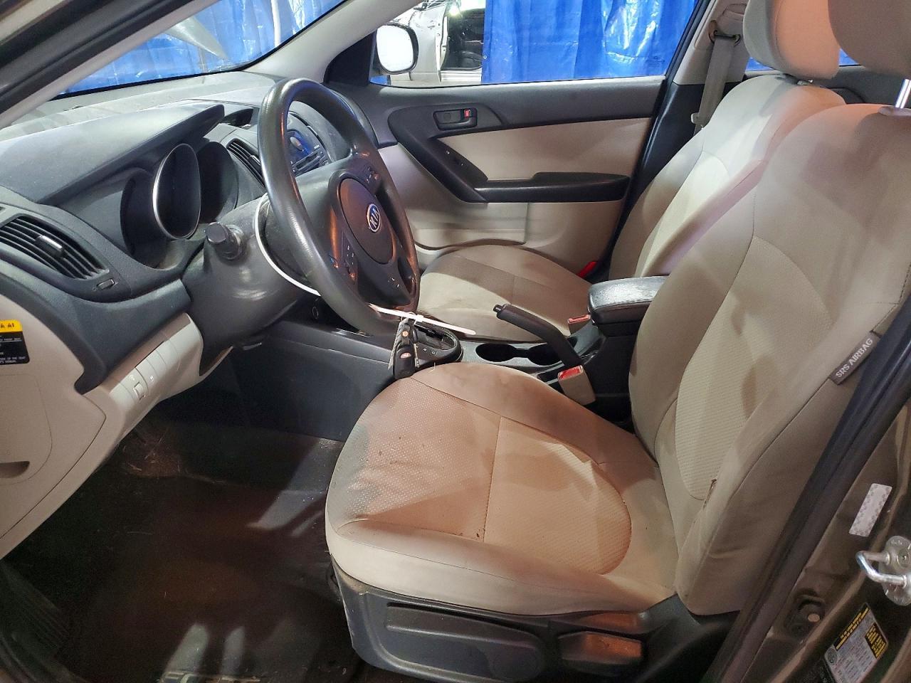 2010 KIA FORTE
