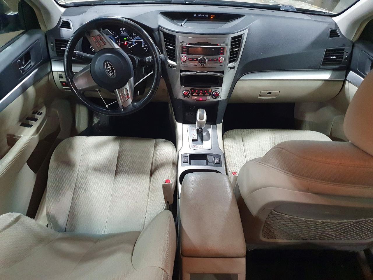 2010 SUBARU Outback