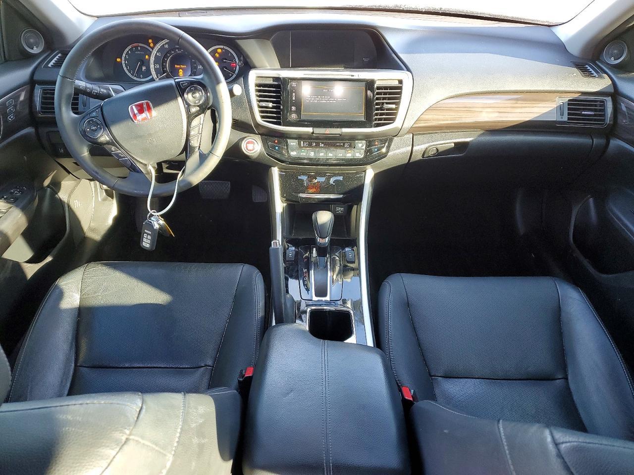 2017 HONDA ACCORD