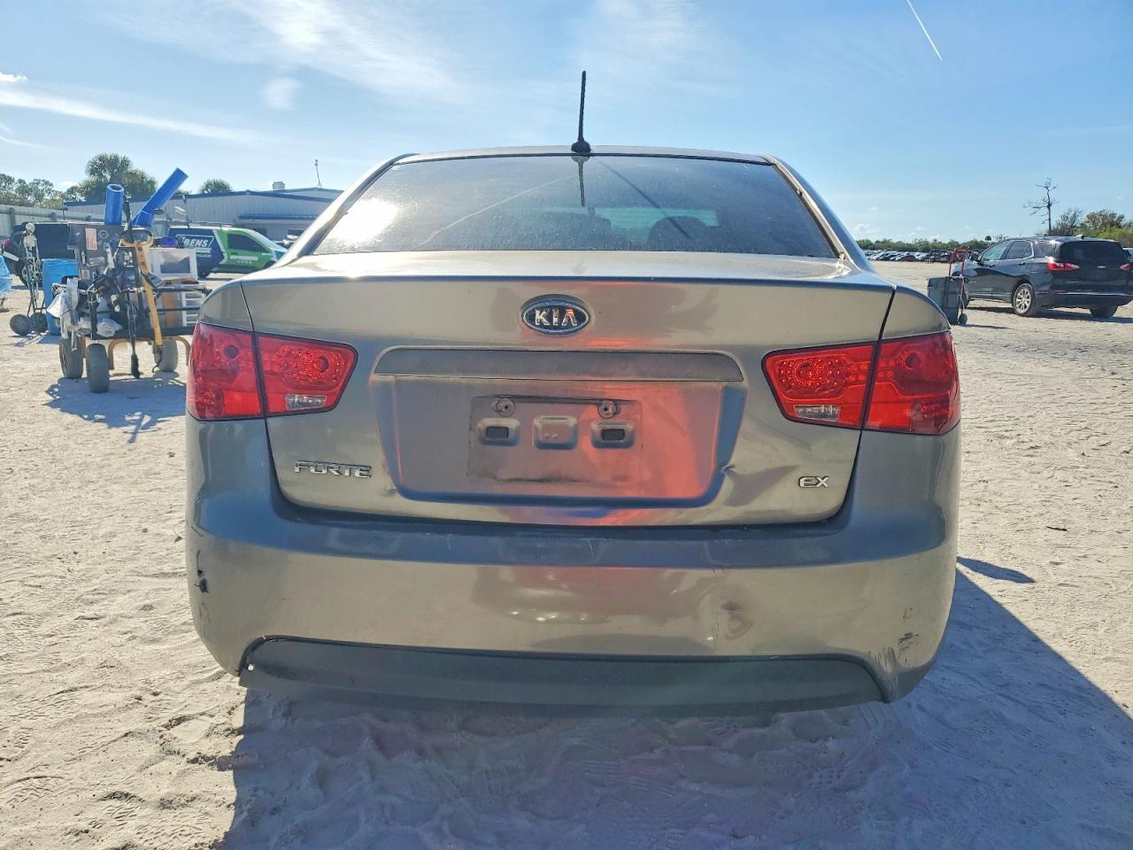 2013 KIA FORTE