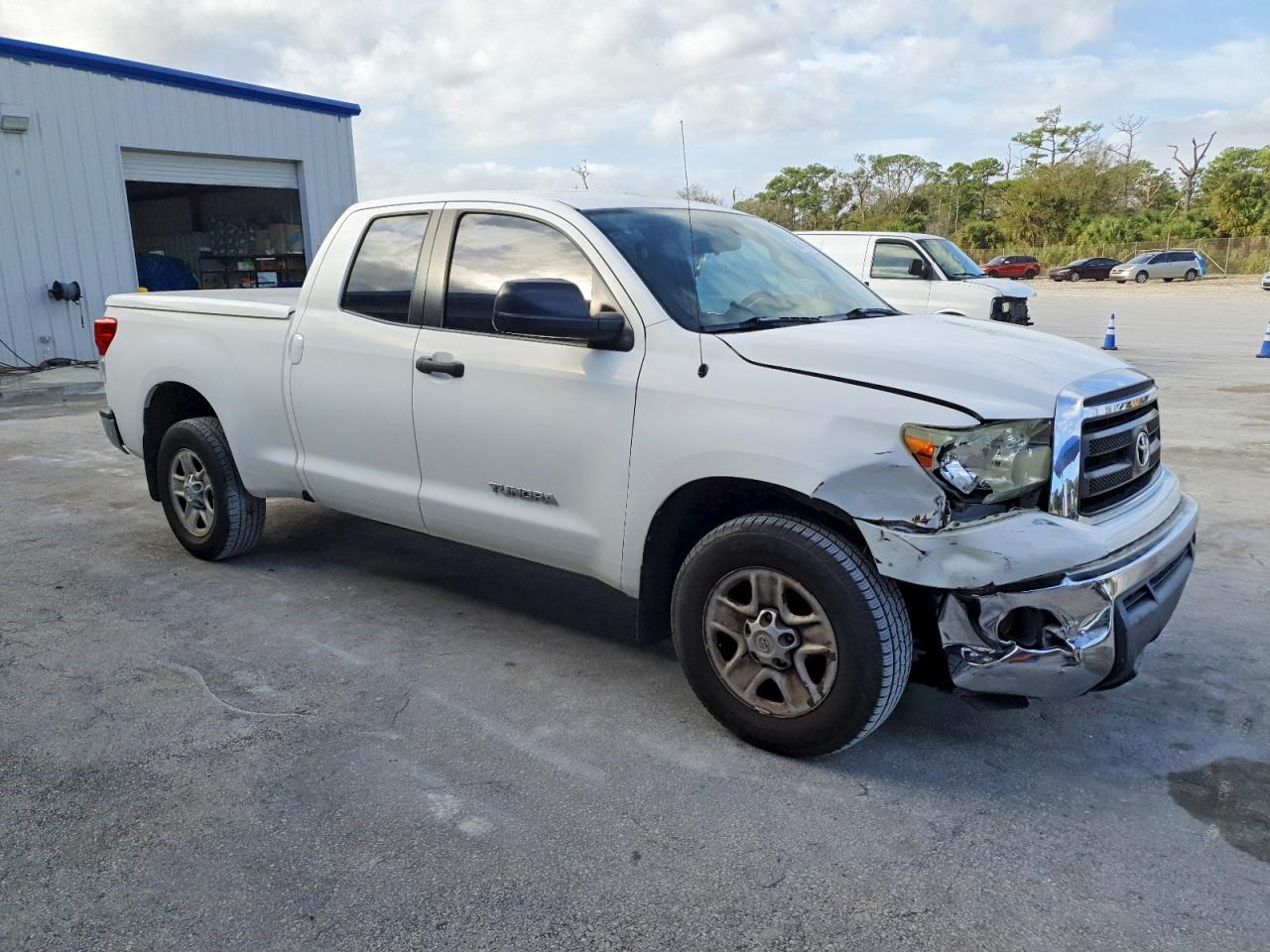 2010 TOYOTA TUNDRA