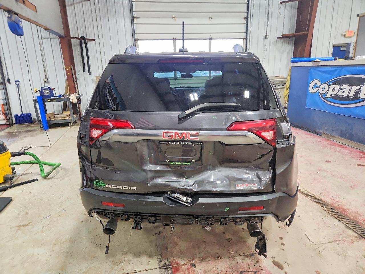 2017 GMC ACADIA